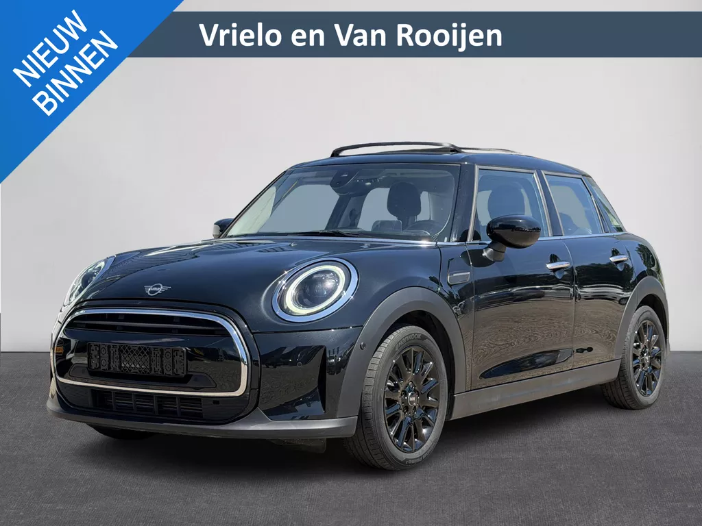 MINI 5-Deurs 1.5 Cooper MINI Yours | Pano | Leer | Stoelverw. | HUD | Navi | LED | Camera ( Vestiging - Nieuwegein )