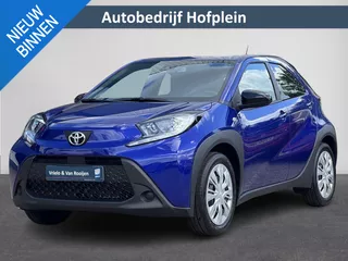 Toyota Aygo X 1.0 VVT-i MT Play NIEUW! | Airconditioning  | LED Verlichting | Car play | Camera | Stoelverwarming | DAB | ( Vestiging Vianen Tel: 0347-371248)