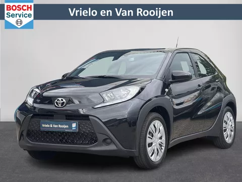 Toyota Aygo X 1.0 VVT-i MT Play | &euro; 1.000 INRUILPREMIE | NIEUW! | Airco | ACC | Camera | Stoelverwarming | DAB | ( Vesteging - Nieuwegein )