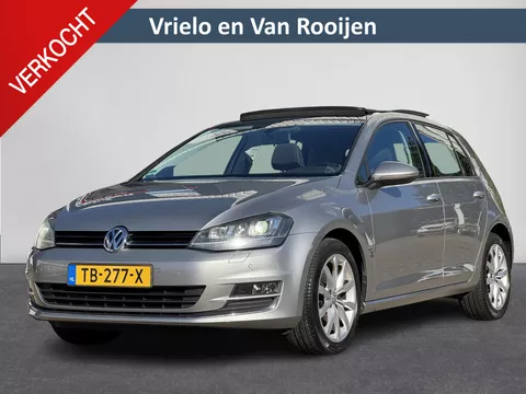 Volkswagen Golf 1.4 TSI ACT Highline | Automaat | PDC | Stoelverwarming | Bluetooth audio | Clima | Pano | Trekhaak | ( Vesteging - Nieuwegein )