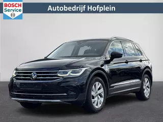 Volkswagen Tiguan 1.5 TSI Elegance Automaat 7 | Cruise control adaptief | Digitaal Dashboard | ACC | Carplay | Navi | Parkeersensor voor/achter | Winter-Pakket | 18&quot; LM velgen| All Season banden ( Vestiging - Vianen )