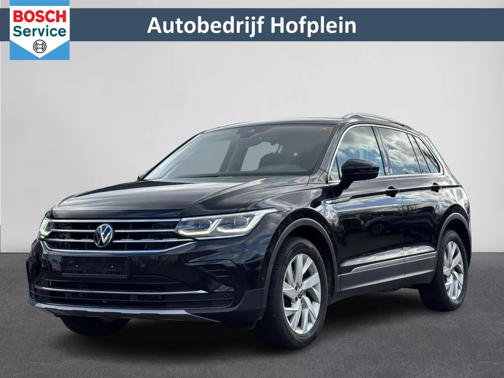 Volkswagen Tiguan 1.5 TSI Elegance Automaat 7 | Cruise control adaptief | Digitaal Dashboard | ACC | Carplay | Navi | Parkeersensor voor/achter | Winter-Pakket | 18&quot; LM velgen| All Season banden ( Vestiging - Vianen )