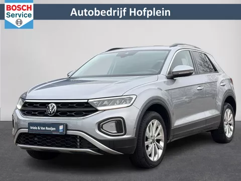 Volkswagen T-Roc 1.5 TSI Life | Automaat | Airco | Carplay | Parkeersensor voor/achter | LM velgen | ( Vestiging - Nieuwegein )