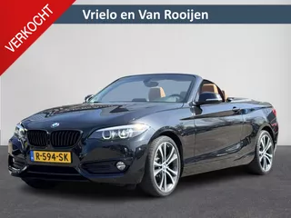 BMW 2-serie Cabrio 220i High Executive | Automaat | Airco | Cruise | Lederenstuurwiel | LM velgen | Navi | Voorstoelen verwarmd | ( Vestiging - Nieuwegein )